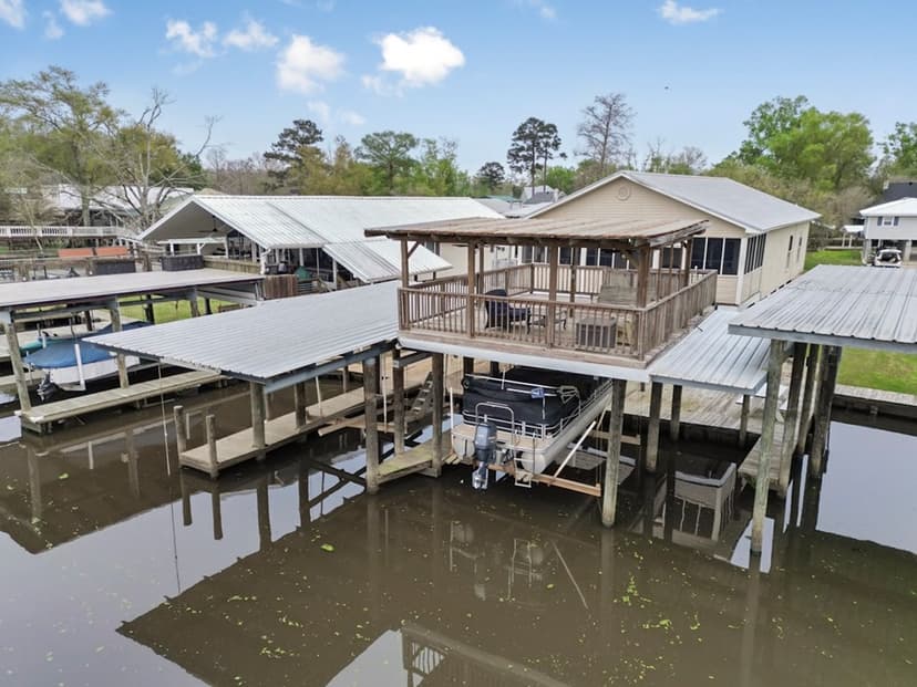 Tickfaw River Camp in Terry's Harbor