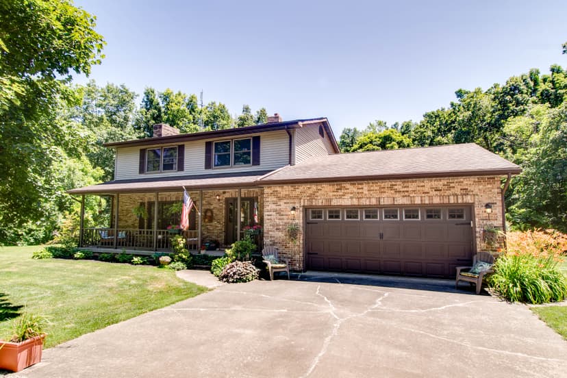 5338 Old Litchfield Trail, Litchfield, IL