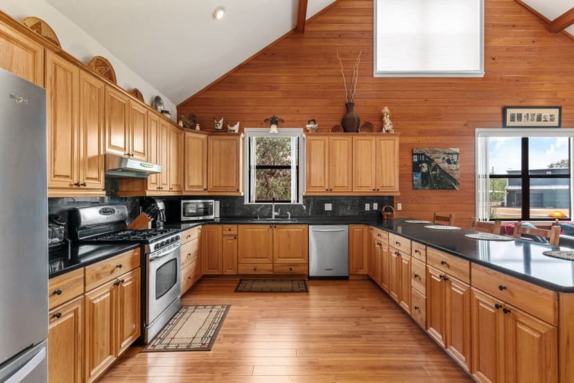 Ultimate Outdoor Hideaway