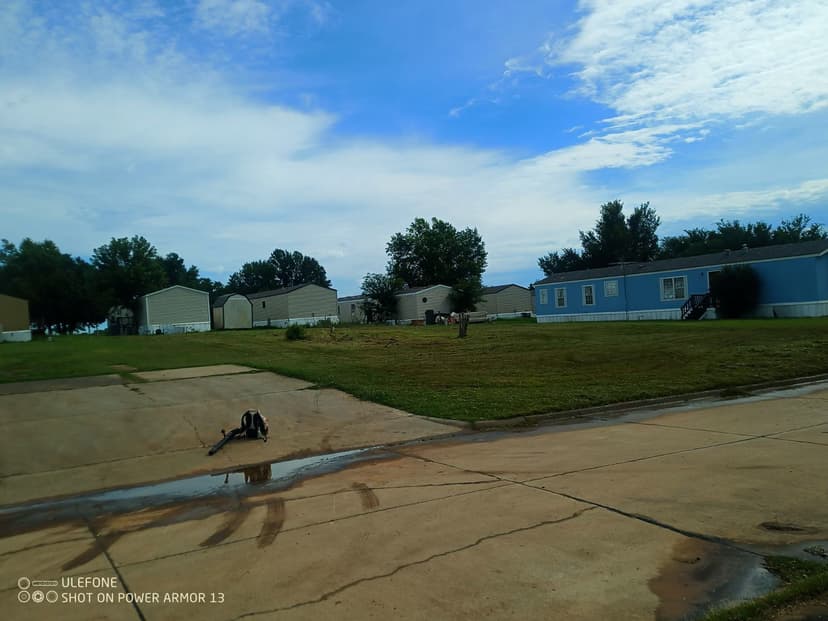 3040 E Peachtree Avenue