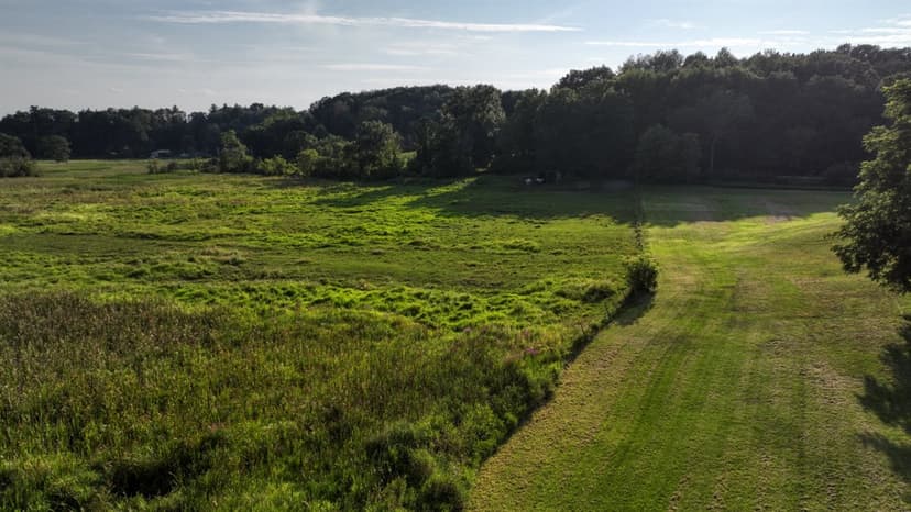 37+ Acres of Unlimited Potential – Elroy, WI