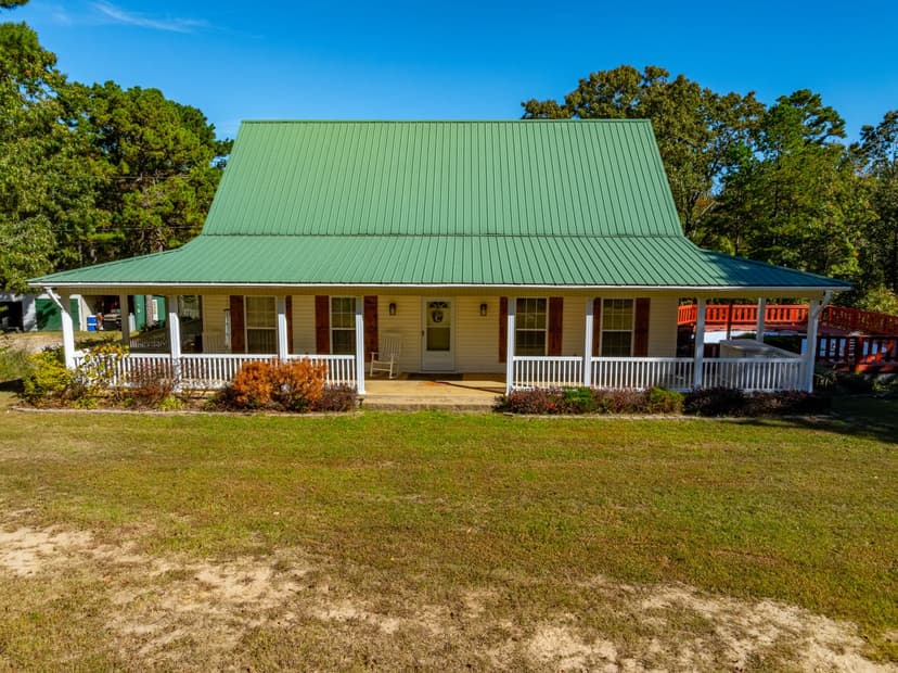 3 Bed 2 Bath Home, 5 +/- Acres, Pond, Fenced Yard, Evening Shade, Arkansas